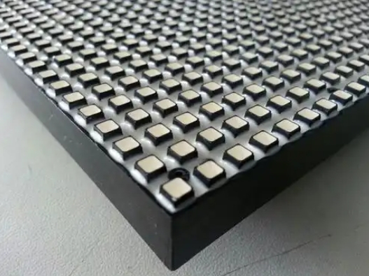 What is the working principle of LED display screen